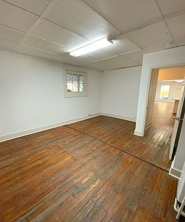 4th image of 1127 W Woodlawn Ave #5