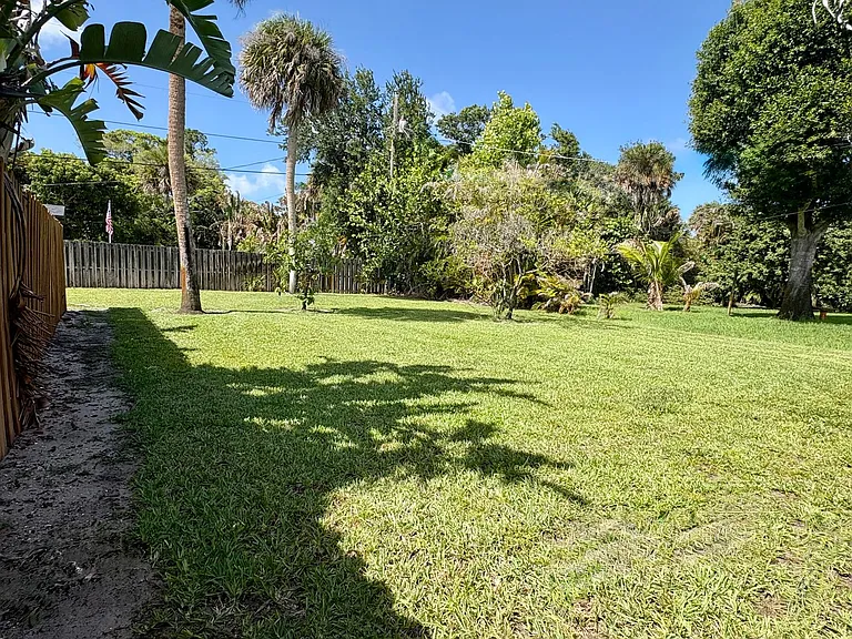 514 SW North Carolina Dr — Photo 20