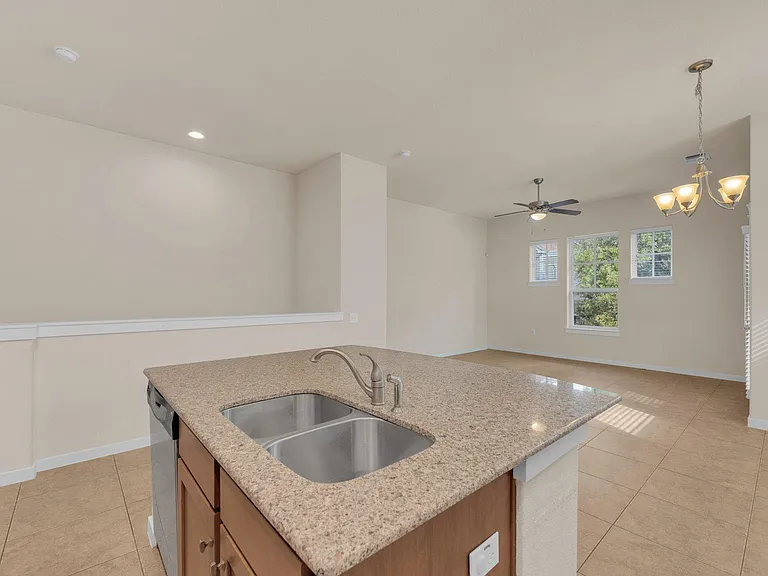 3900 Threadgill St #21 — Photo 15