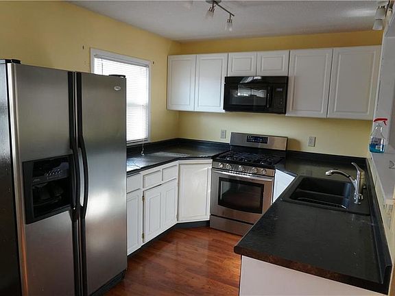 2nd image of 18913 E Arrowhead Dr