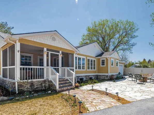 1627 11th St, Cody, WY 82414