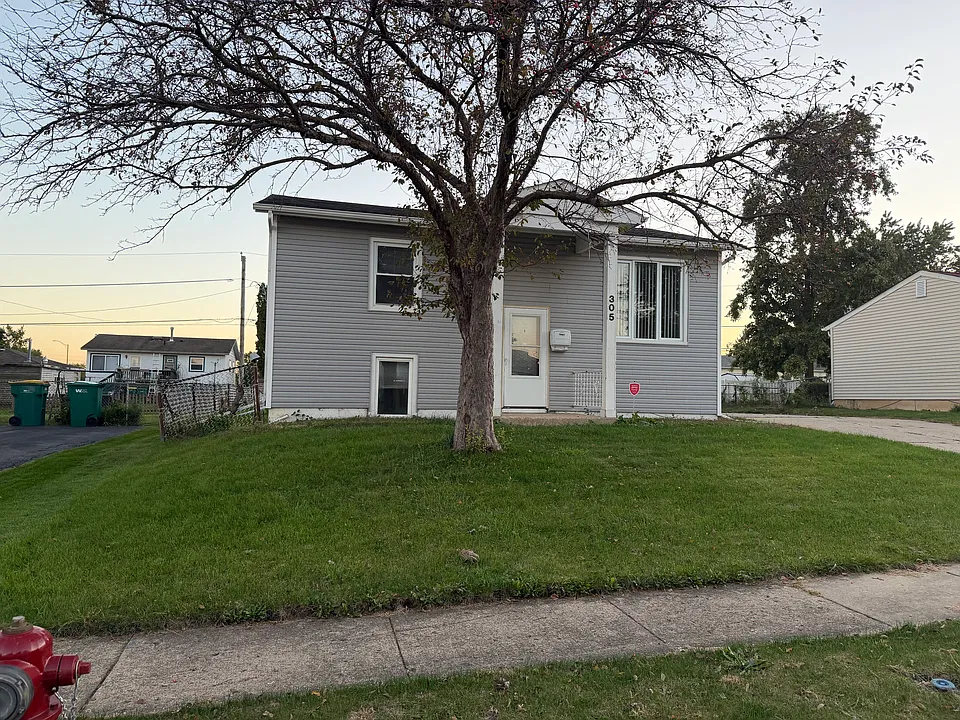 305 Karen Ave
