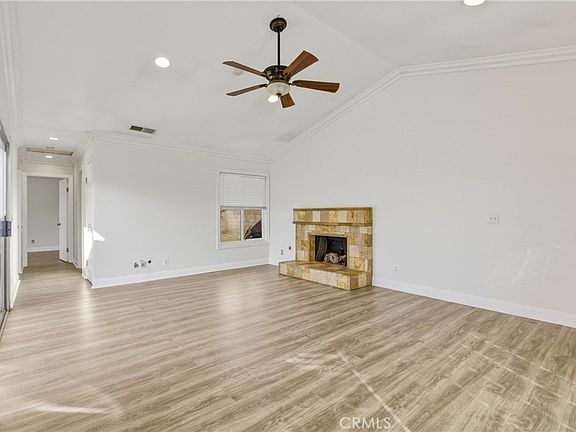 5th image of 3159 Wickham Dr