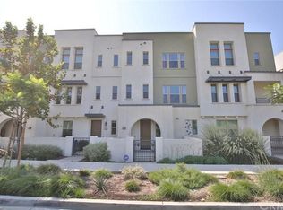 132 Paramount, Irvine, CA 92618