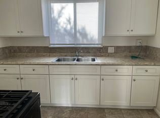 10821 Bloomfield St, North Hollywood, CA 91602