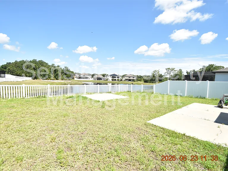 13021 Meadow Pond Pl — Photo 34