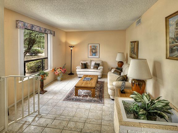 5th image of 4520 N Via Madre