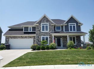 5701 Anchor Hills Dr, Sylvania, OH