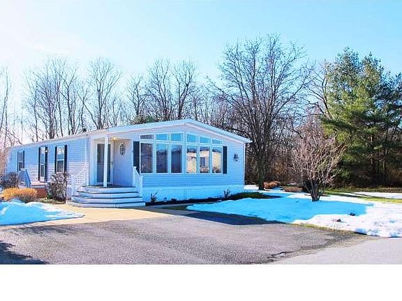 2nd image of 115 Gale Dr