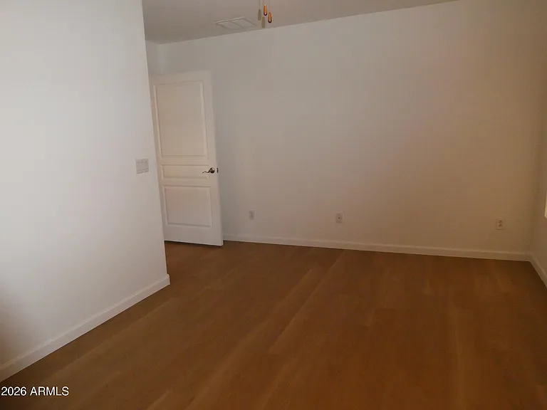 11547 W Schleifer Dr — Photo 14