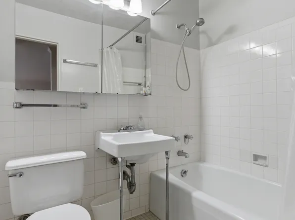 160 West End Avenue image 6 of 9