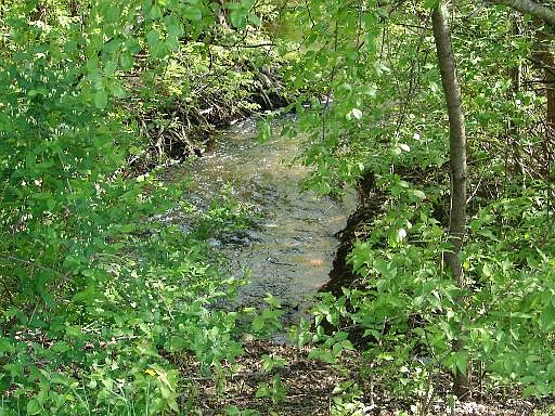 3rd image of 2 Onondaga Dr