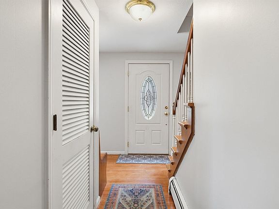4th image of 244 Lower Westfield Rd