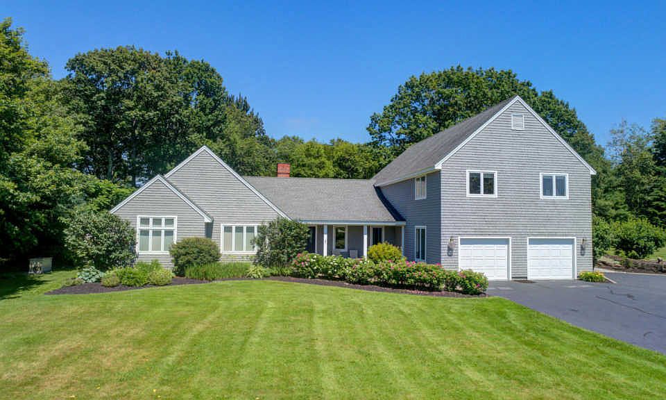 1st image of 1 Stoneridge Dr