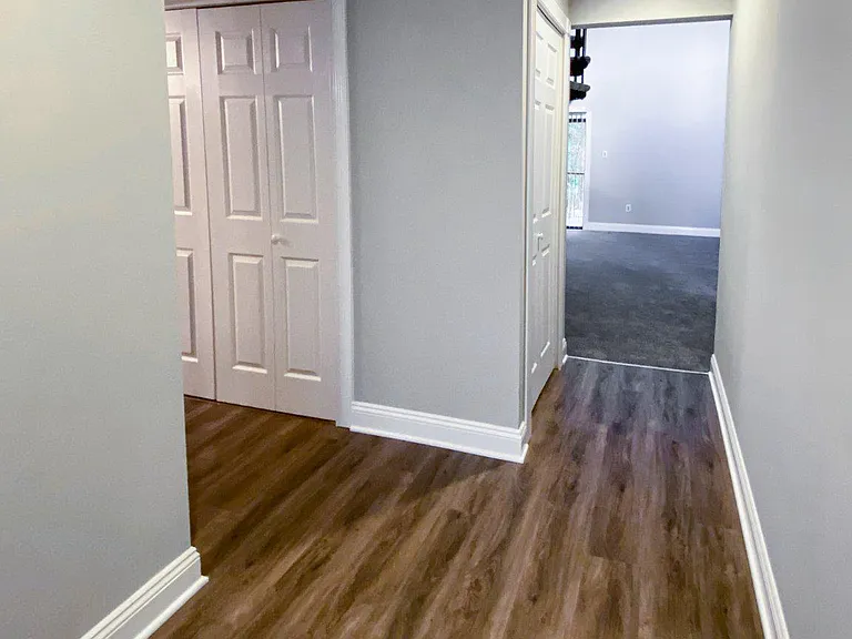 60 Summit Ct — Photo 3