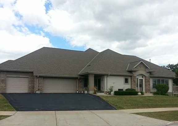 4th image of 8427 S Deerwood Ln Unit 28