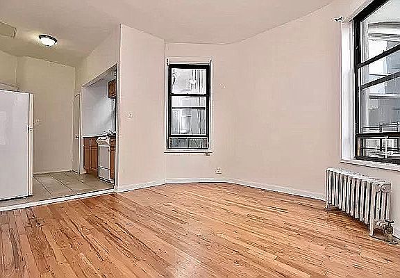 2nd image of 105 W 138th St #4E