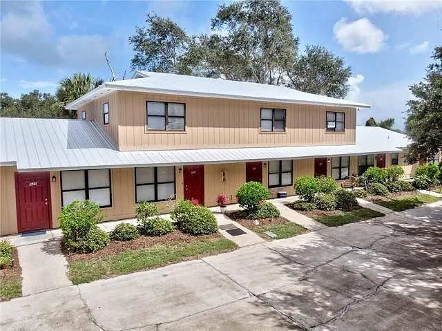 950 Louisiana Ave