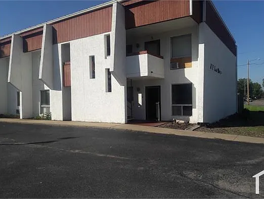 1 bed, 745 sqft, $650 — Photo 2