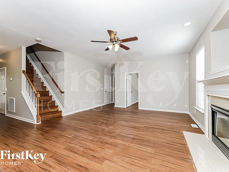 6221 Elderbush Dr — Photo 2