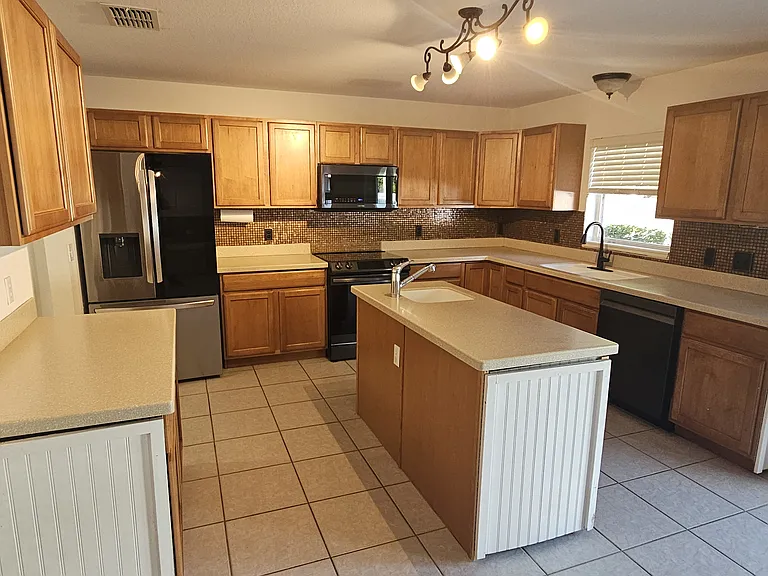 3878 Sunset Cove Dr — Photo 16