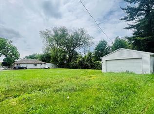 516 W Harbor View Dr, Harbor View, OH 43434