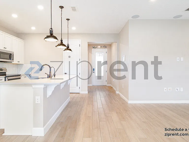 1709 Hilltop Dr — Photo 5