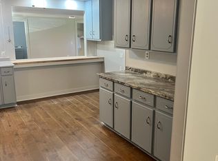 911 E Plum St, Jesup, GA 31546