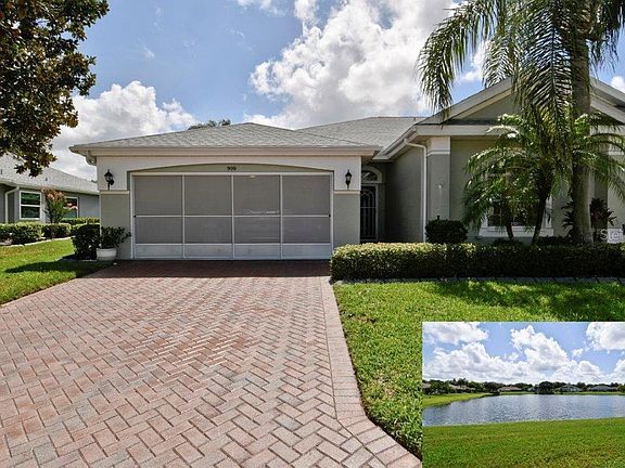 2nd image of 909 Oxford Park Dr