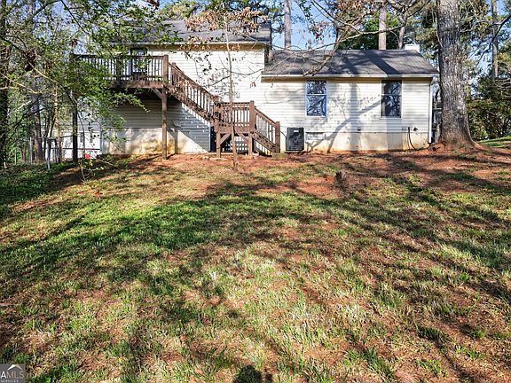 4th image of 3798 Radcliffe Blvd