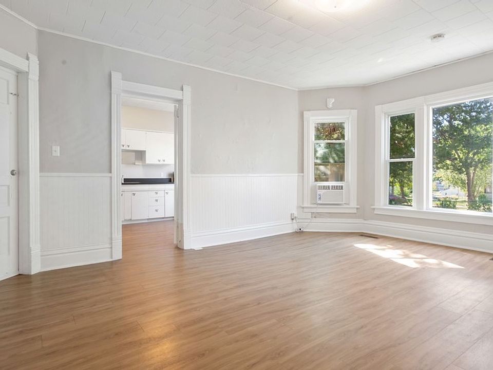 2314 Walnut St 2314 Walnut St Cedar Falls IA Zillow