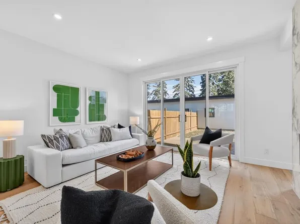 3114 W 4a St NW, Calgary, AB T2M 3B4
