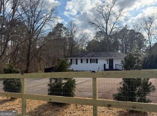 6843 Reinhardt College Pkwy, Waleska, GA