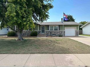 112 W 35th St, Hays, KS 67601