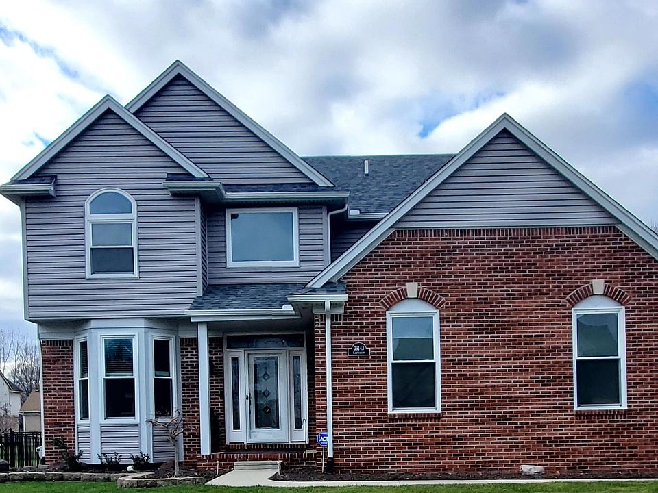 1st image of 39143 Canterbury Dr