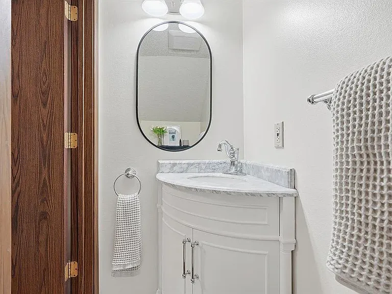 3640 Independence Ave S #61 — Photo 9
