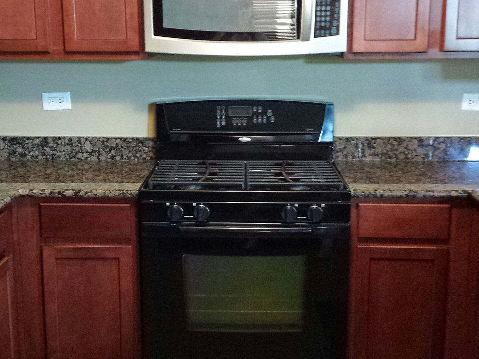 2nd image of 2621 Christie Dr
