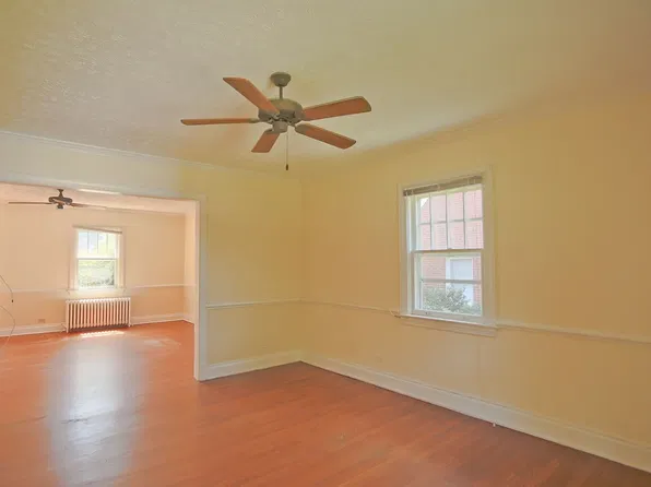 1017 Locust Ave, Charlottesville, VA 22901