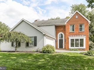 904 Kent Dr, Mechanicsburg, PA 17050