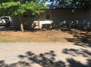 203 N Clay St, Fort Cobb, OK 73038