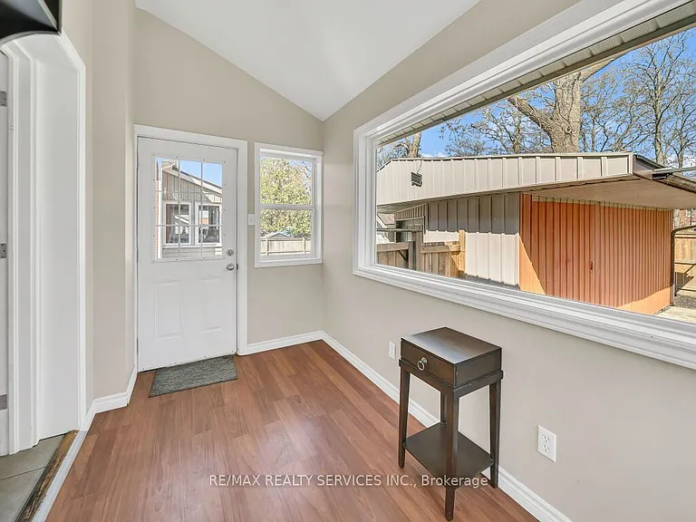 65 Moore St — Photo 30