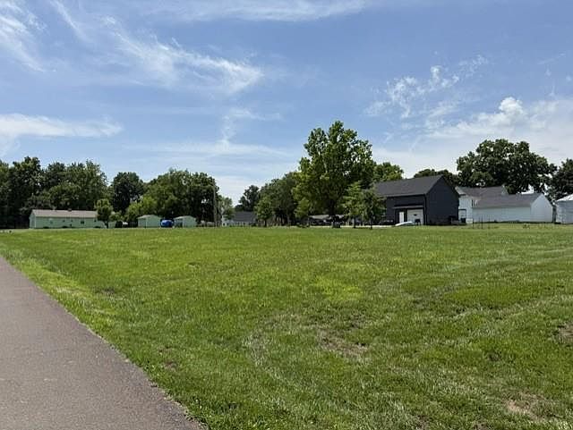 1st image of 501 Jefferson Blvd