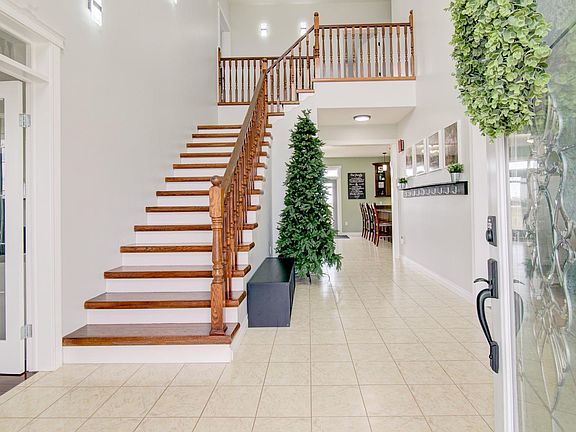 3rd image of 441 Hartley Ave