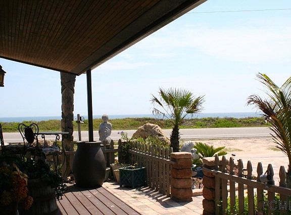 5th image of 1816 S Oceanshore Blvd