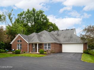 10622 Wemberley Hill Blvd, Louisville, KY 40241