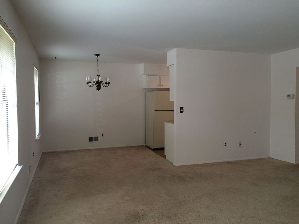 1st image of 21-1 Tamaron Dr