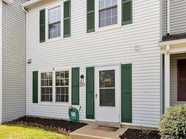 3633 Dahlgren Pl, Dumfries, VA 22026