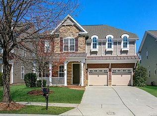 9522 Ridgeforest Dr, Charlotte, NC 28277