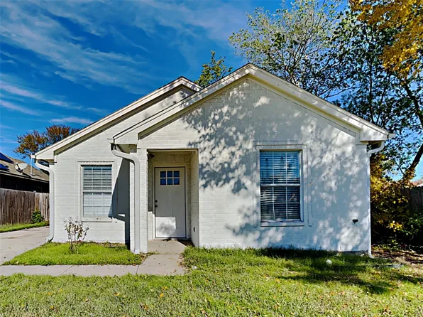 5241 Carol Ave, Fort Worth, TX 76105