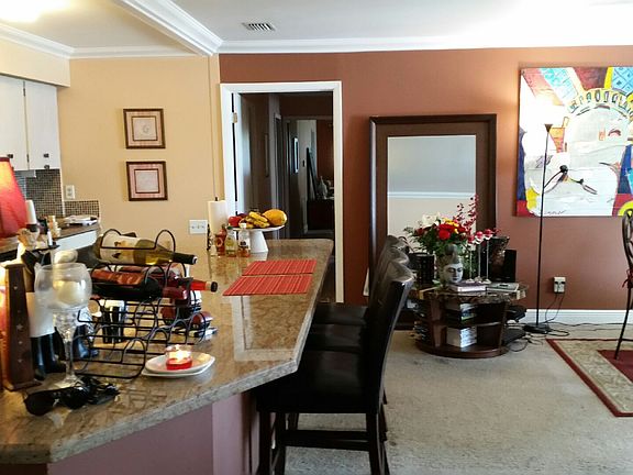 3rd image of 900 Crystal Lake Dr APT 2B